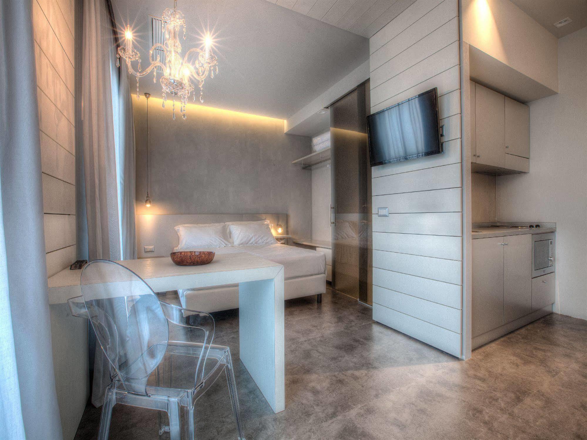 Bell Suite Hotel เบลลาเรีย-อีเจอา มารีนา ภายนอก รูปภาพ