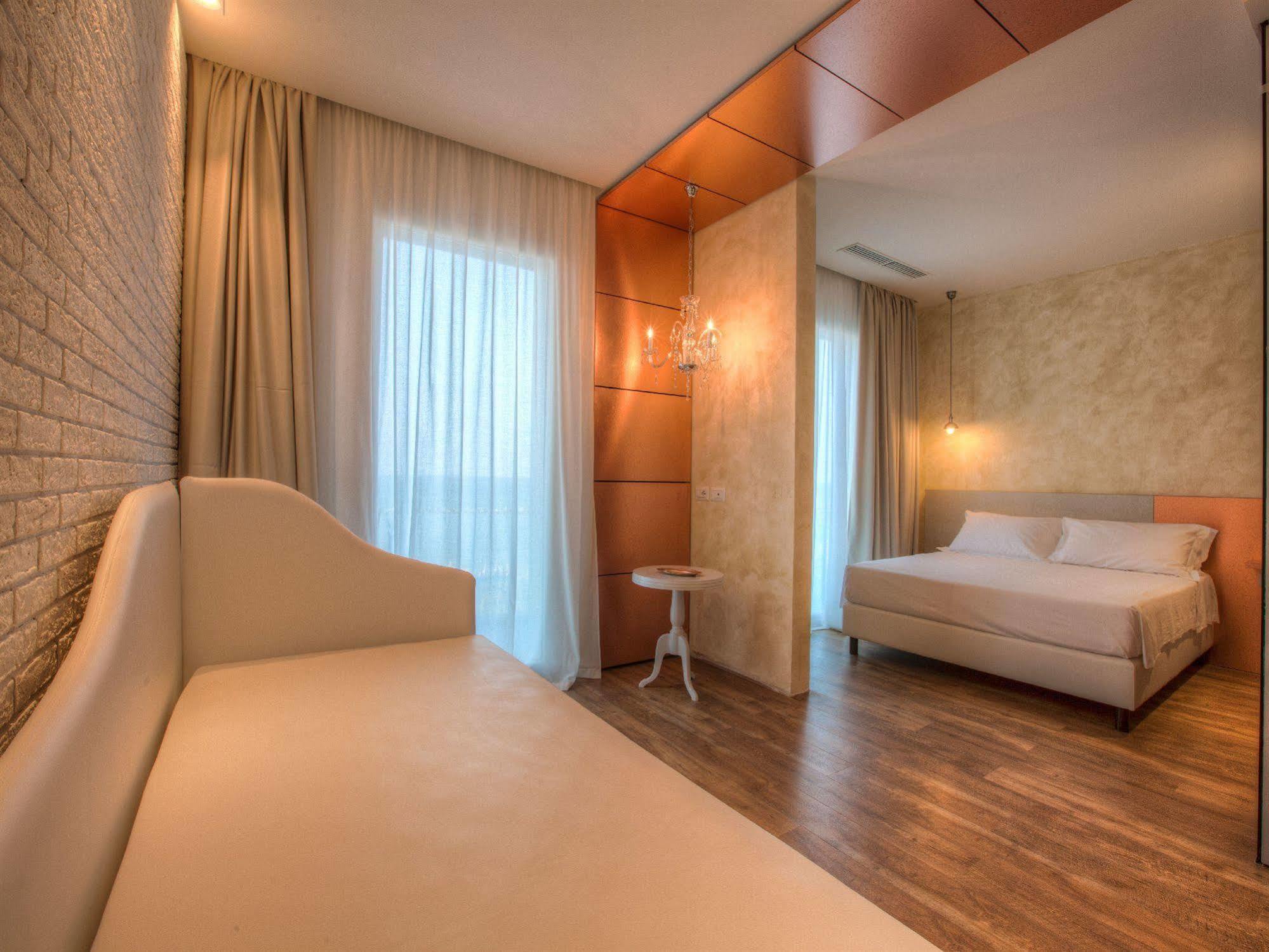 Bell Suite Hotel เบลลาเรีย-อีเจอา มารีนา ภายนอก รูปภาพ
